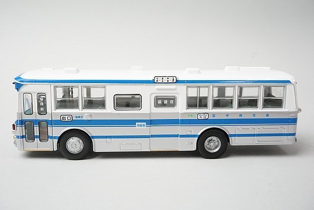 TOMICA トミカリミテッドヴィンテージネオ TLV 1/64 いすゞ BU04型バス