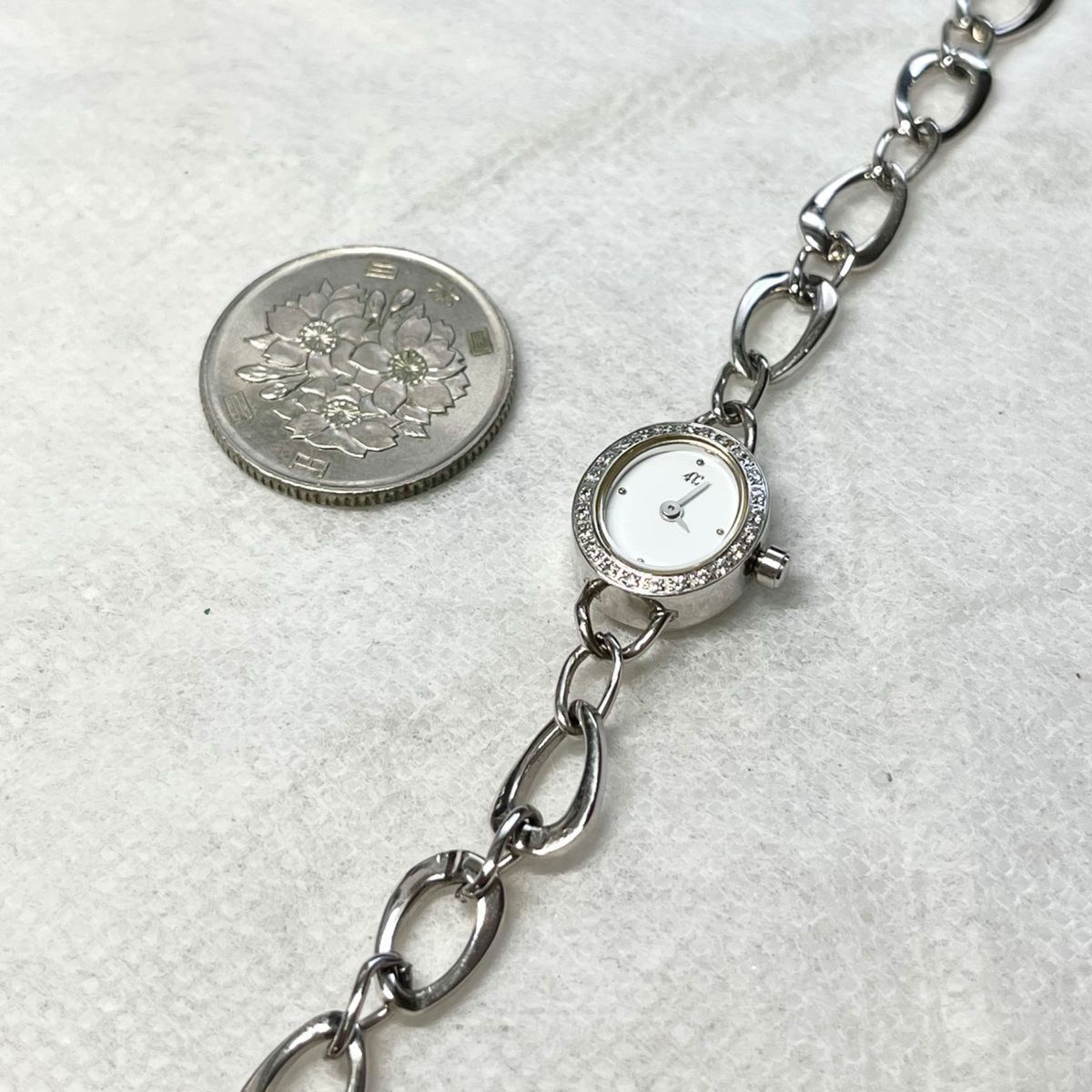 稼働 美品 4°C チェーンウォッチ ブレスレット ヨンドシー 稼働 美品 4°C チェーンウォッチ ブレスレット ヨンドシー