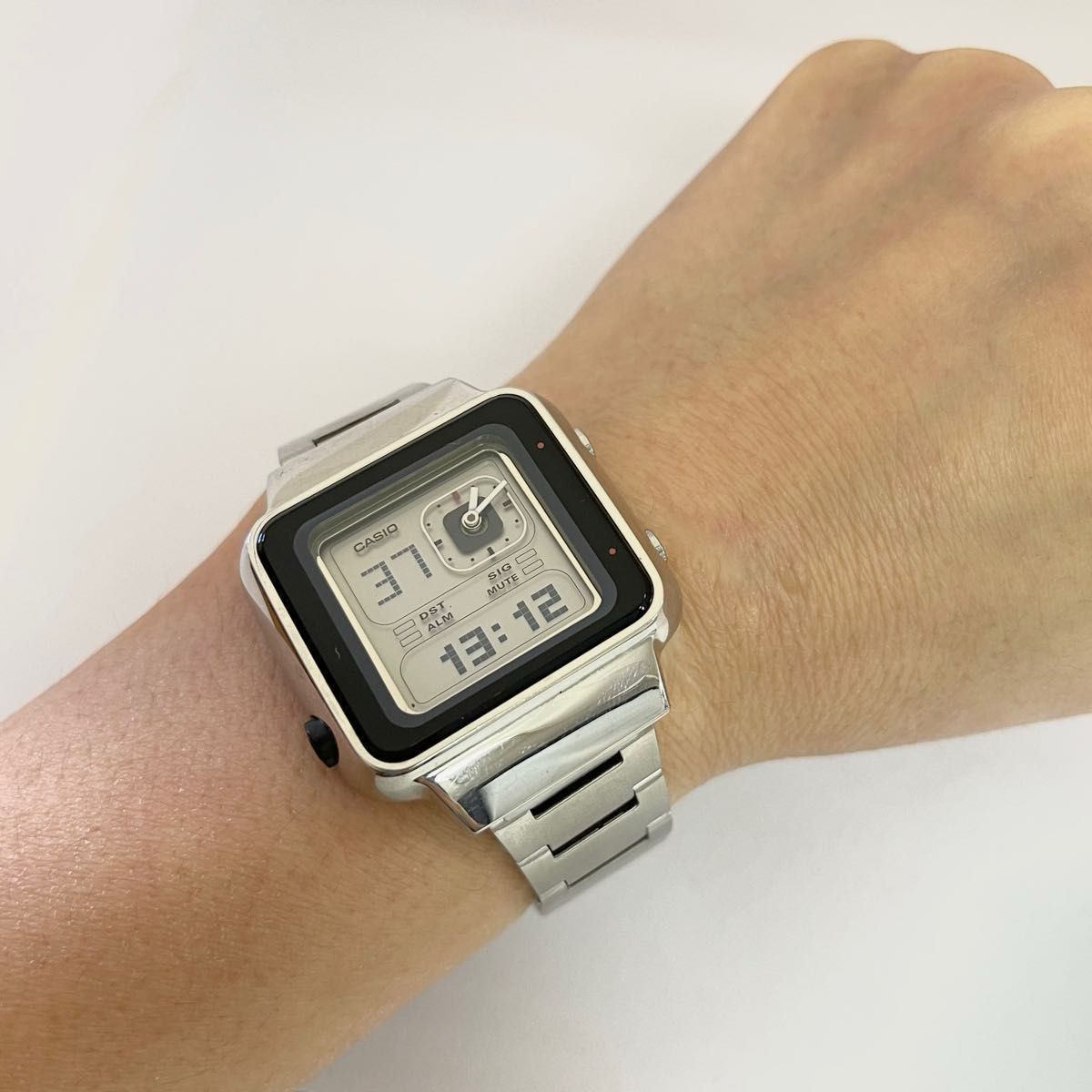 カシオ フューチャリスト CASIO FUTURIST