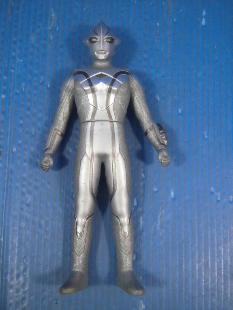 * Ultraman серии /[ Bandai ] радиовещание начало 50 anniversary commemoration ограничение цвет sofvi 6 пункт (① Tiga ② Gaya ③ Nexus ④ Cosmos ⑤ Mebius ⑥ Zero )