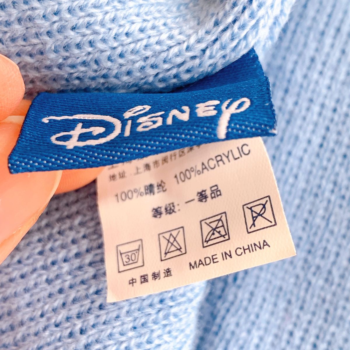 【新品】Disney ディズニー mickey ミッキー刺繍のロングマフラー