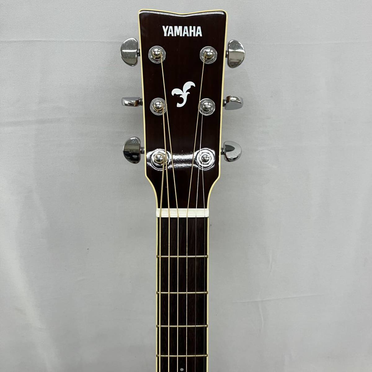 □【売り切り】YAMAHA ヤマハ アコースティックギター FS830 アコギ 替え弦付属 ペグワインダー付属 ソフトケース付属 チューナー付属_画像3