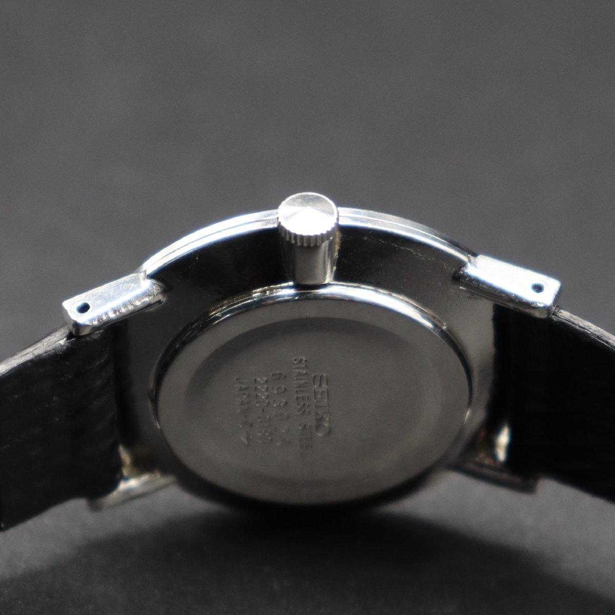 SEIKO セイコーシャリオ2220-0180 手巻き不動ジャンクローマン SEIKO セイコーシャリオ2220-0180 手巻き不動ジャンクローマン