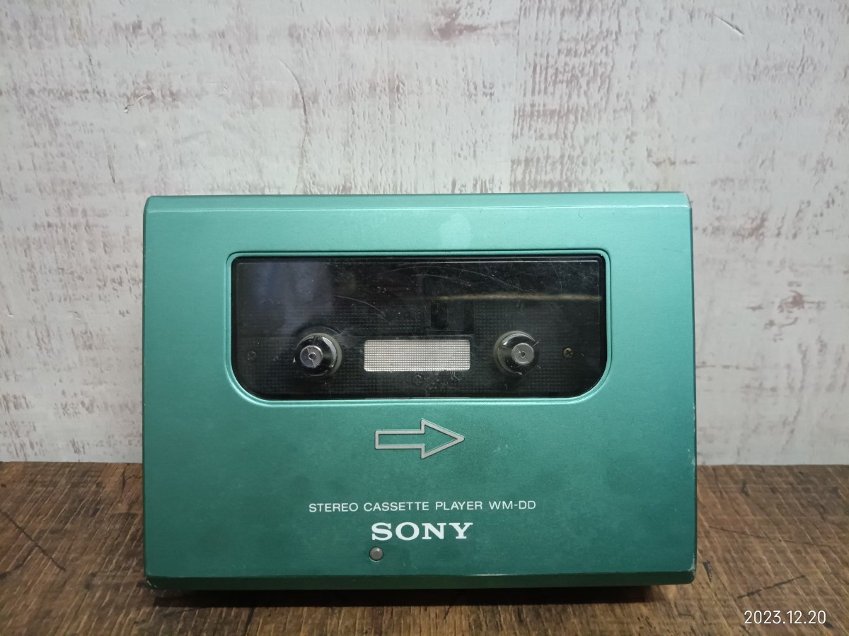 必見!!　当時物　SONY　ソニー　WM-DD 希少色　カセットプレーヤー　WALKMAN　ウォークマン　緑　グリーン　現状品_画像6