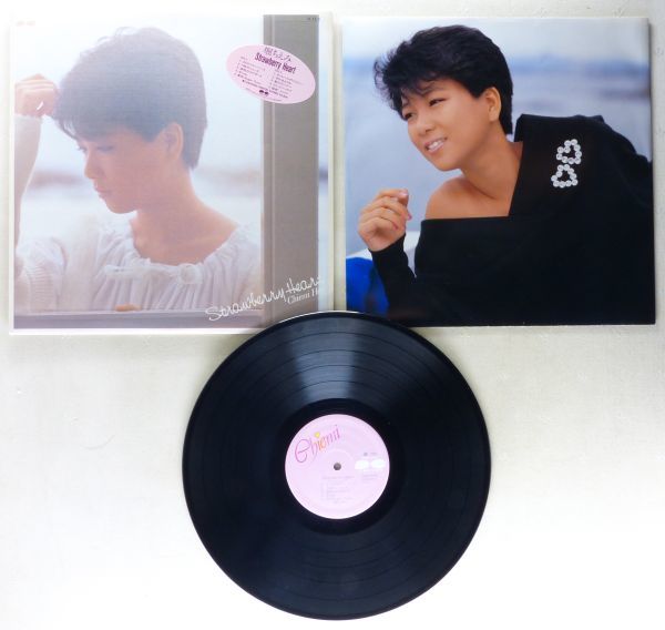 ■堀ちえみ｜Strawberry Heart（ストロベリー・ハート） ＜LP 1984年 日本盤＞7thアルバム 東京Sugar Town、クレイジーラブ収録_画像3