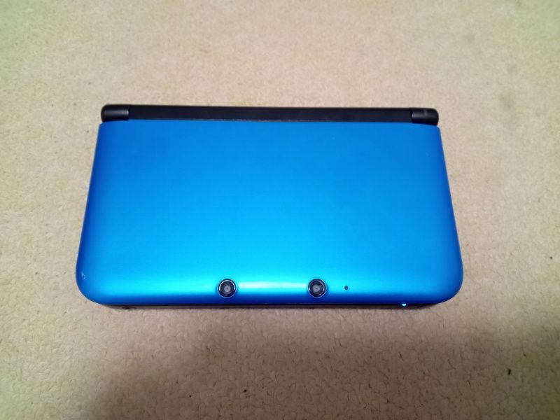 3DS XL LL 本体(ブルー×ブラック)　北米版　海外版　中古_画像2