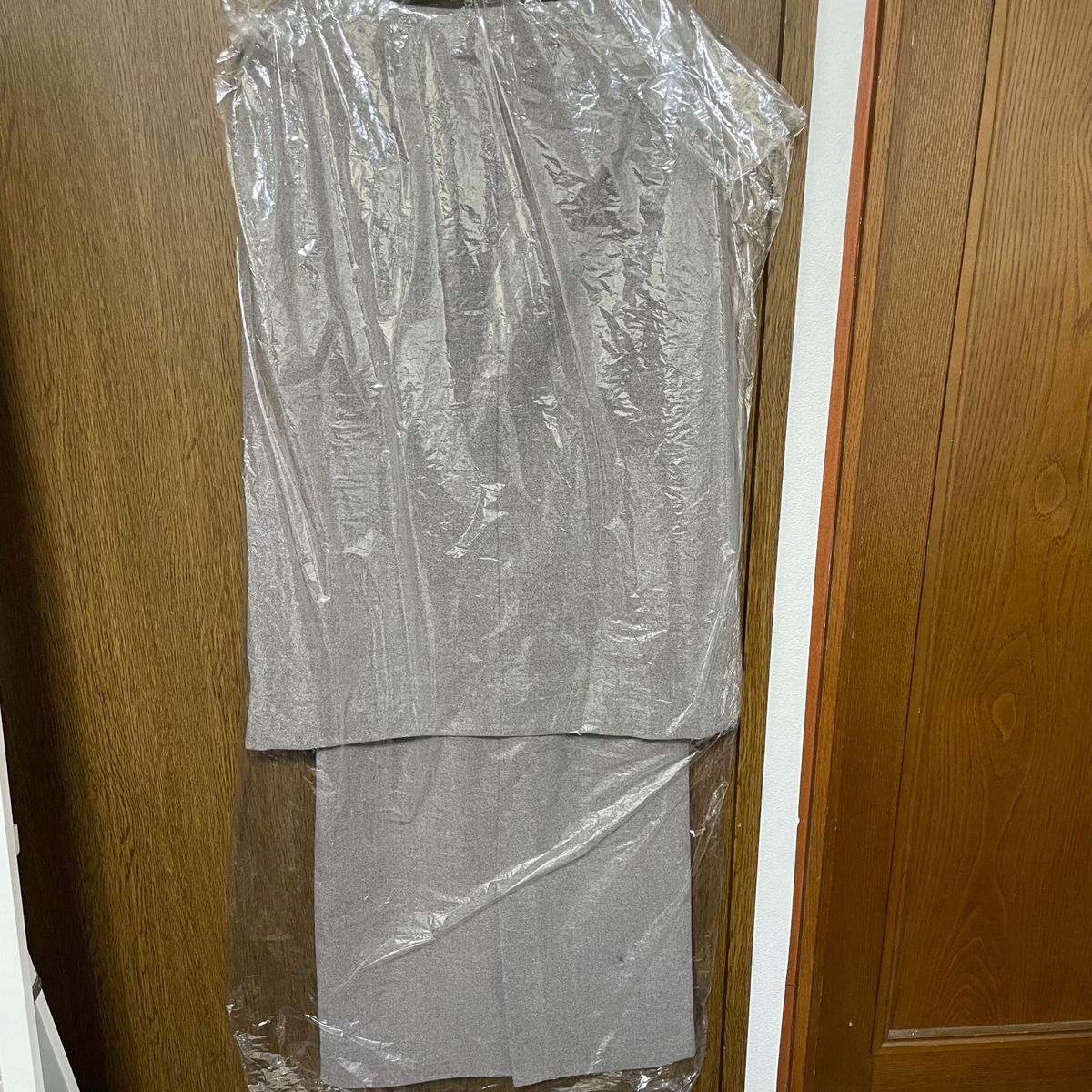 タグ付き laubeblanc Narrow line Cape Dress|Yahoo!フリマ(旧 タグ付き laubeblanc Narrow line Cape Dress|Yahoo!フリマ(旧