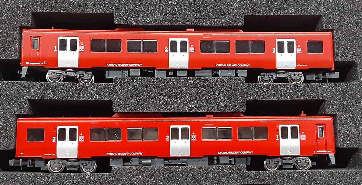 §　A77514　グリーンマックス　31662　JR九州 期は200系 （赤色・551＋1551）　2両編成セット 　鉄道模型　中古_画像4