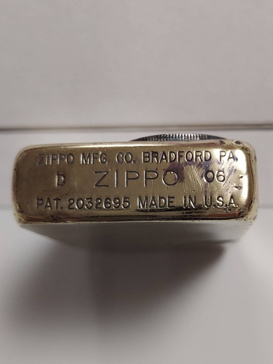 Zippo　ラウンドコーナー　4バレル　1941レプリカ　2006年製　ブラス製　コイン貼り　ケース入り　ビンテージ　ジッポ_画像3