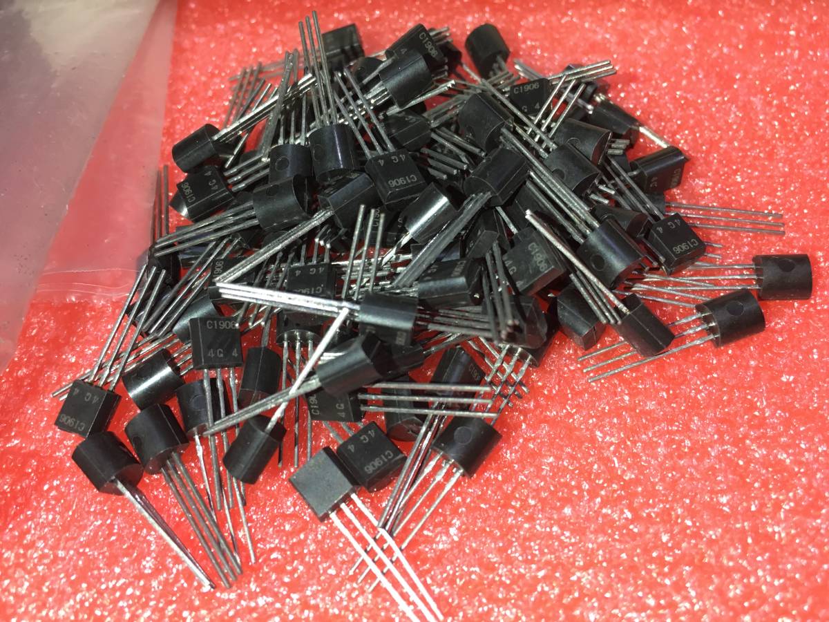 [ postage included ] genuine article boxed Hitachi 2SC1906 transistor 100 piece set stock limit 