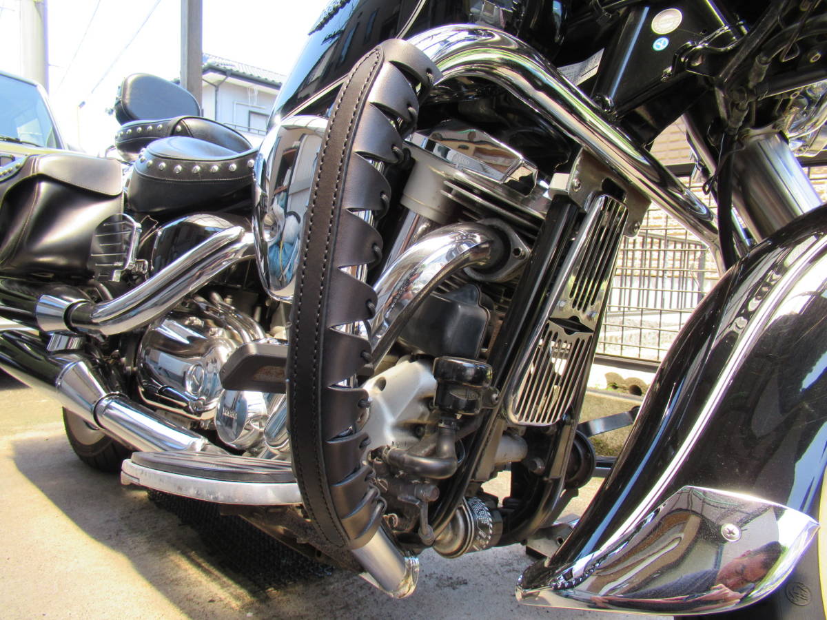 栃木レザー製　サドルレザー　ブラック（黒糸）　エンジンガードカバー（左右セット）　ハーレー　アメリカン　バイク_画像4