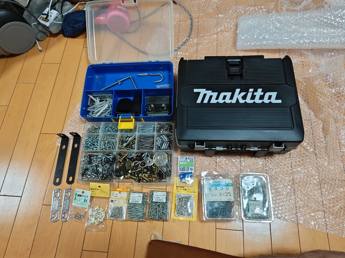  construction indoor .1 times use Makita impact driver 18V 6.0Ah TD171DRGX B charger battery 2 piece case power tool makita screw screw nail metal fittings 