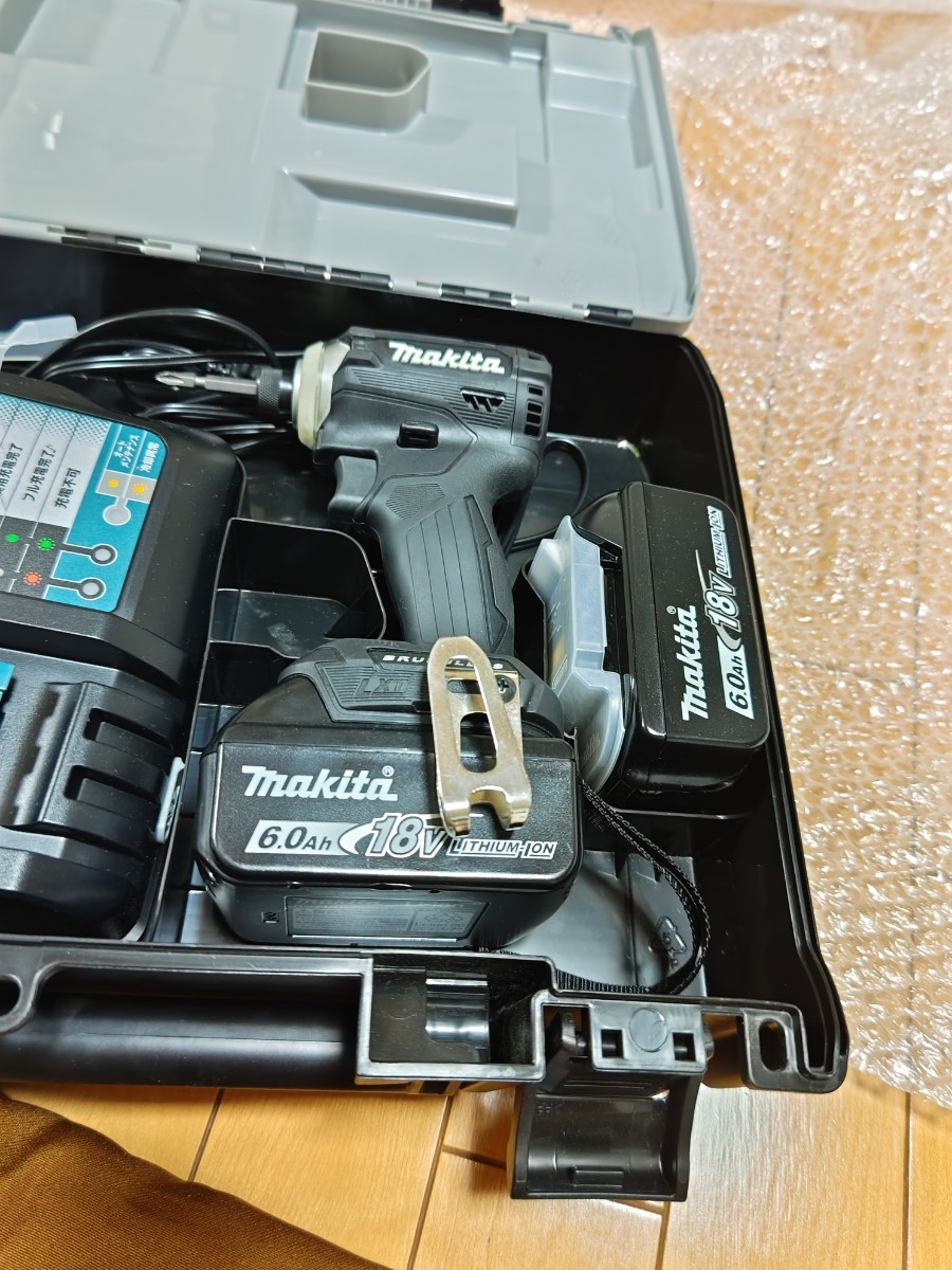  construction indoor .1 times use Makita impact driver 18V 6.0Ah TD171DRGX B charger battery 2 piece case power tool makita screw screw nail metal fittings 