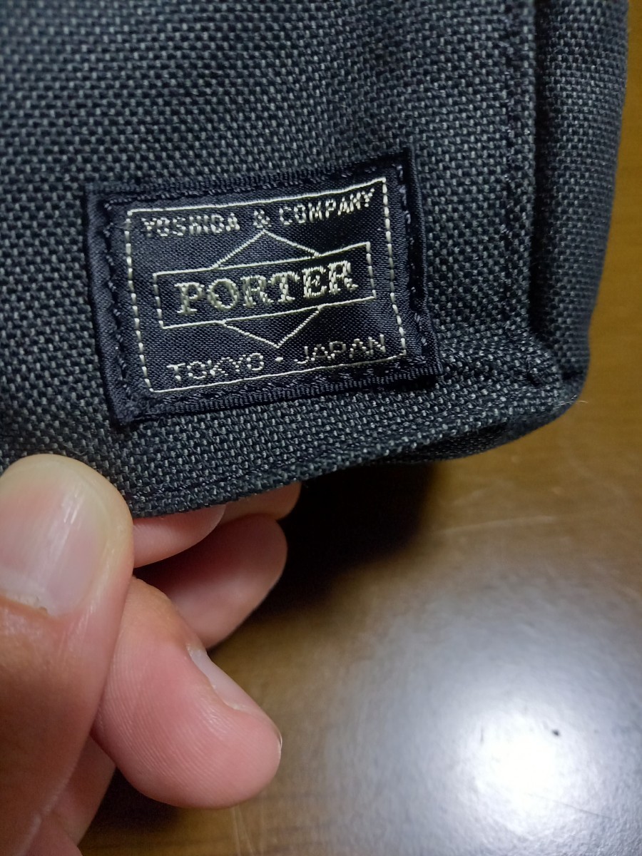 【極美品】定価　17,600円　PORTER　ポーター　スモーキー　ウエストバッグ ボディバッグ 吉田 黒 ブラック　吉田かばん　ショルダーバッグ_画像2