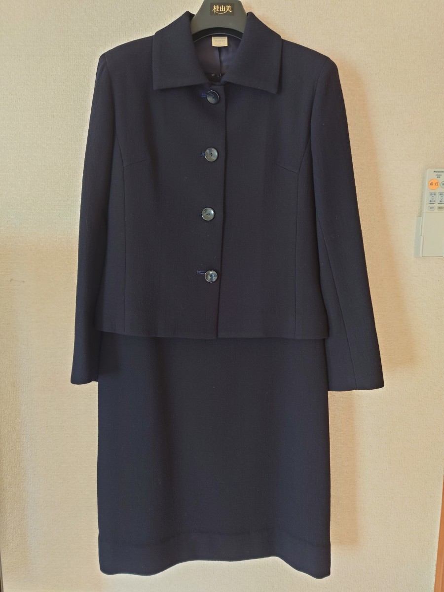 Yahoo!オークション - HIROMI TAKEI アンサンブルスーツ 7号 お Yahoo!オークション - HIROMI TAKEI アンサンブルスーツ 7号 お