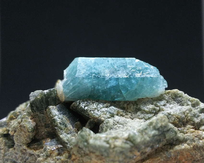 タンザニア産 ブルー アパタイト 燐灰石 結晶 原石 標本 約159ct 5_画像5