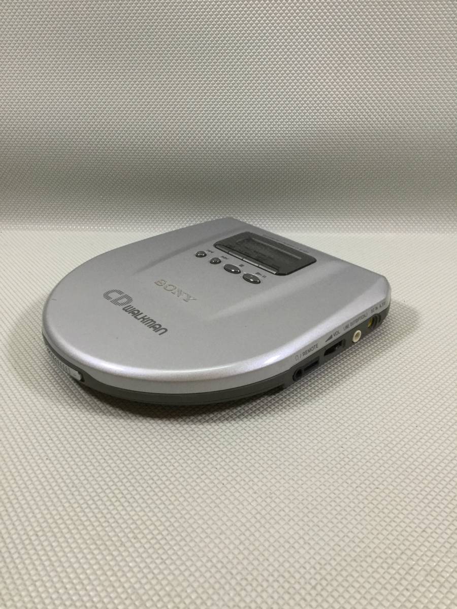 OK8557○SONY ソニー CD WALKMAN CDウォークマン ポータブルCDプレーヤー D-E707 本体のみ_画像2