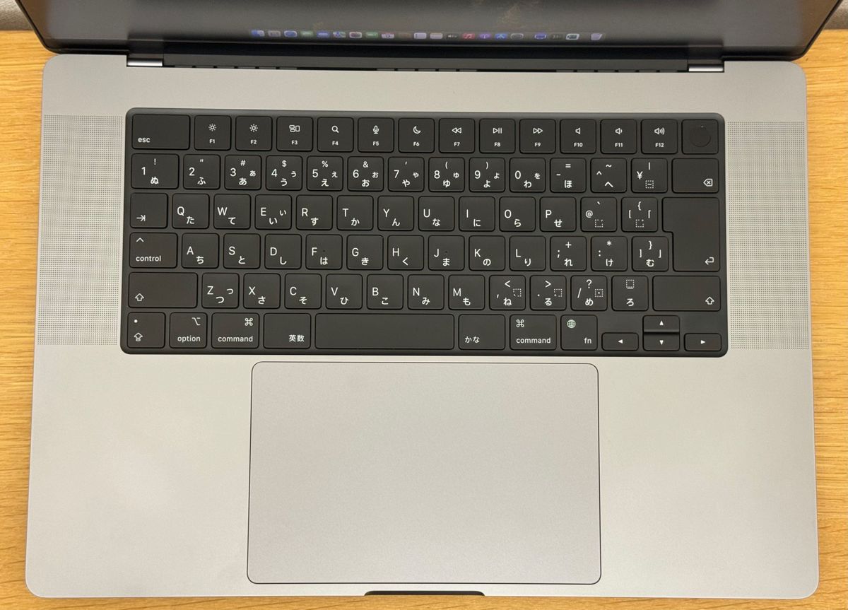 美品：MacBook Pro 16 M1 Pro スペースグレイ 付属品未使用品