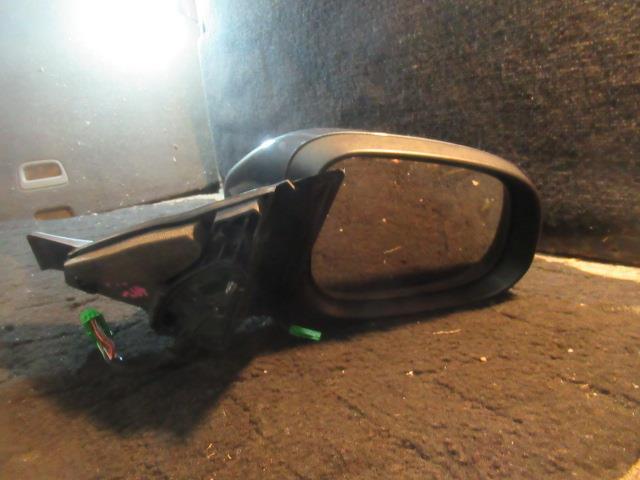  Volvo 70 series DBA-BB4164TW right side mirror V70 B4164T 6FT 705