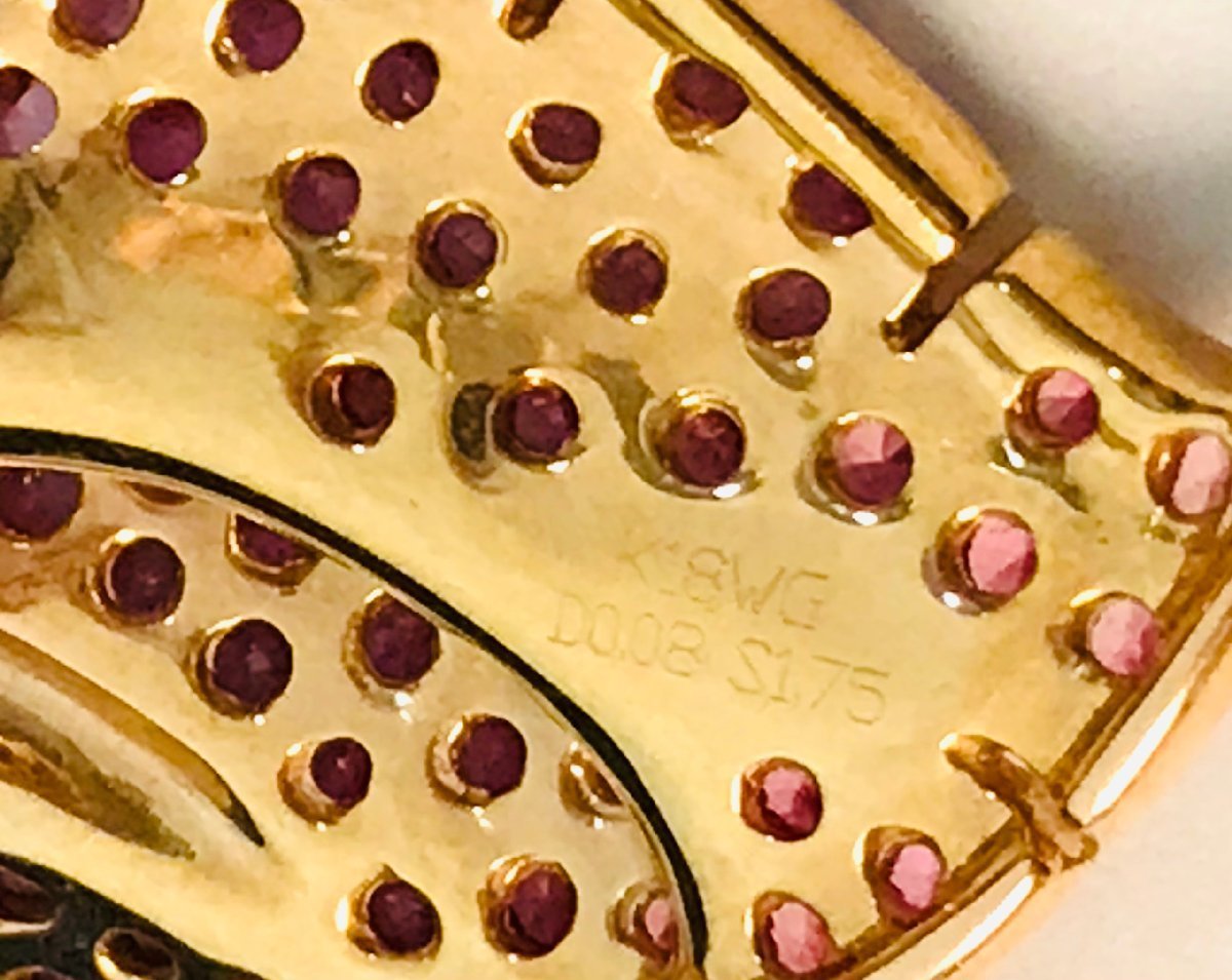 最新発見 19380円 K18 ペンダントトップ ピンクサファイヤ 葉っぱモチーフ サファイア