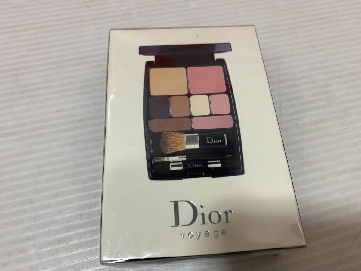 130142◆【未開封】Dior　Voyage　COLOR SECRETS　化粧品　メイクアップパレット　トラベルコレクション アイシャドウ チーク◆G_画像2