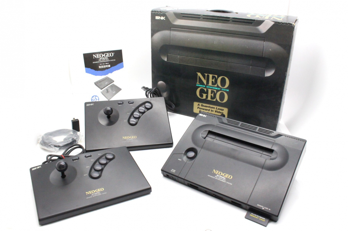 ト石】 SNK NEOGEO ネオジオ 本体＋コントローラー2点 セット NEO-GEO