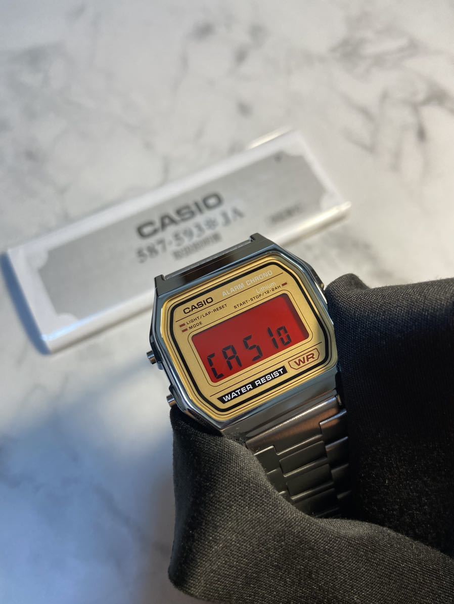 【ご依頼分2点】CASIO A158WE GOLDパネル チリレッド液晶 & CASIO A158WE GOLDパネル パープル液晶 _画像3