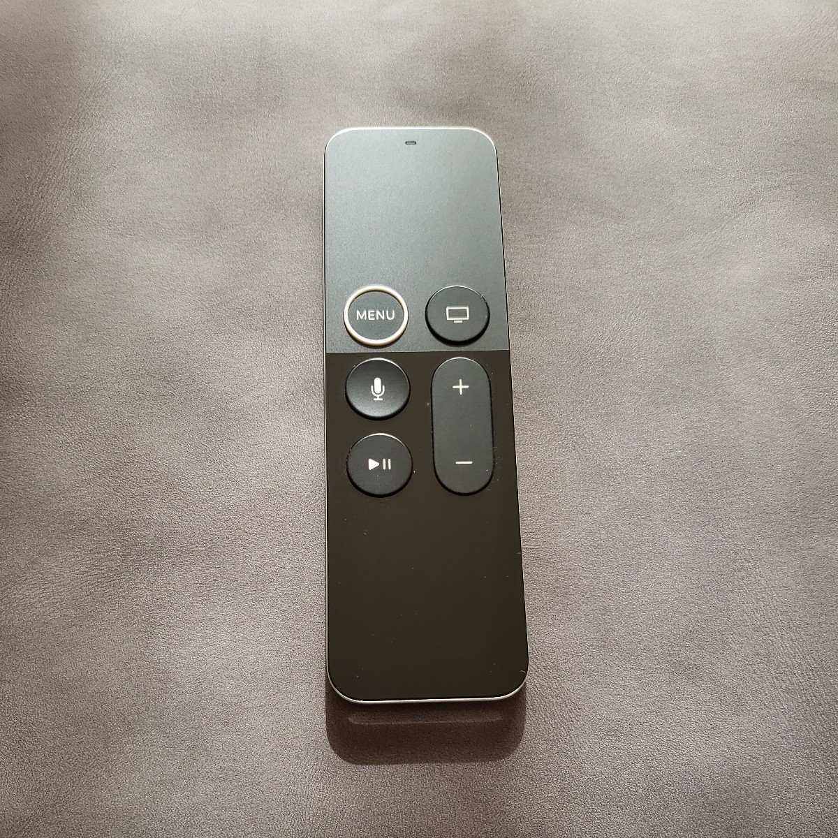 Apple リモコン　EMC3286　 AppleTV EMC アップル TV Remote a1962_画像1