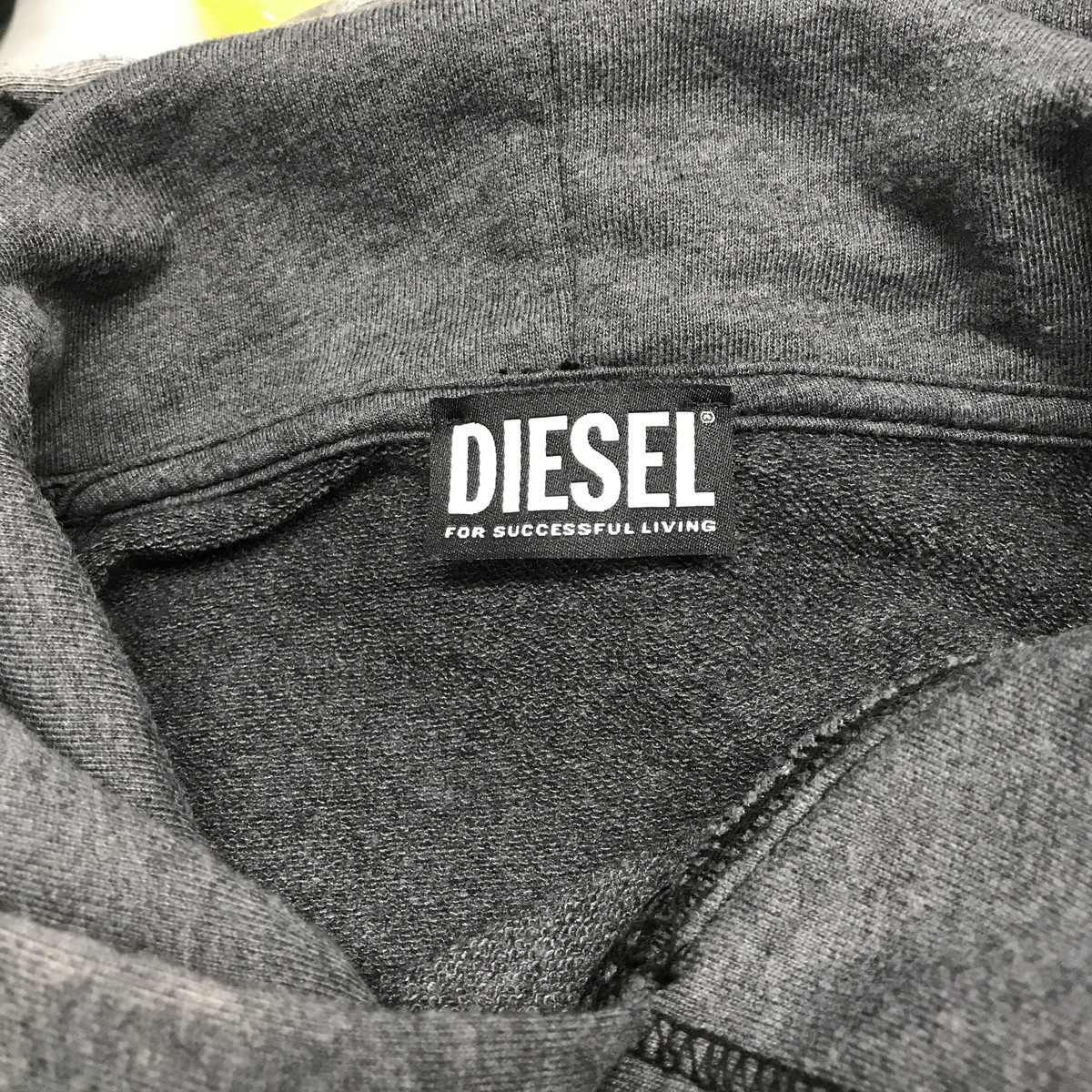 ●DIESEL　ディーゼル　パーカー　ウォッシュド加工　Mサイズ　グレー　中古()_画像8