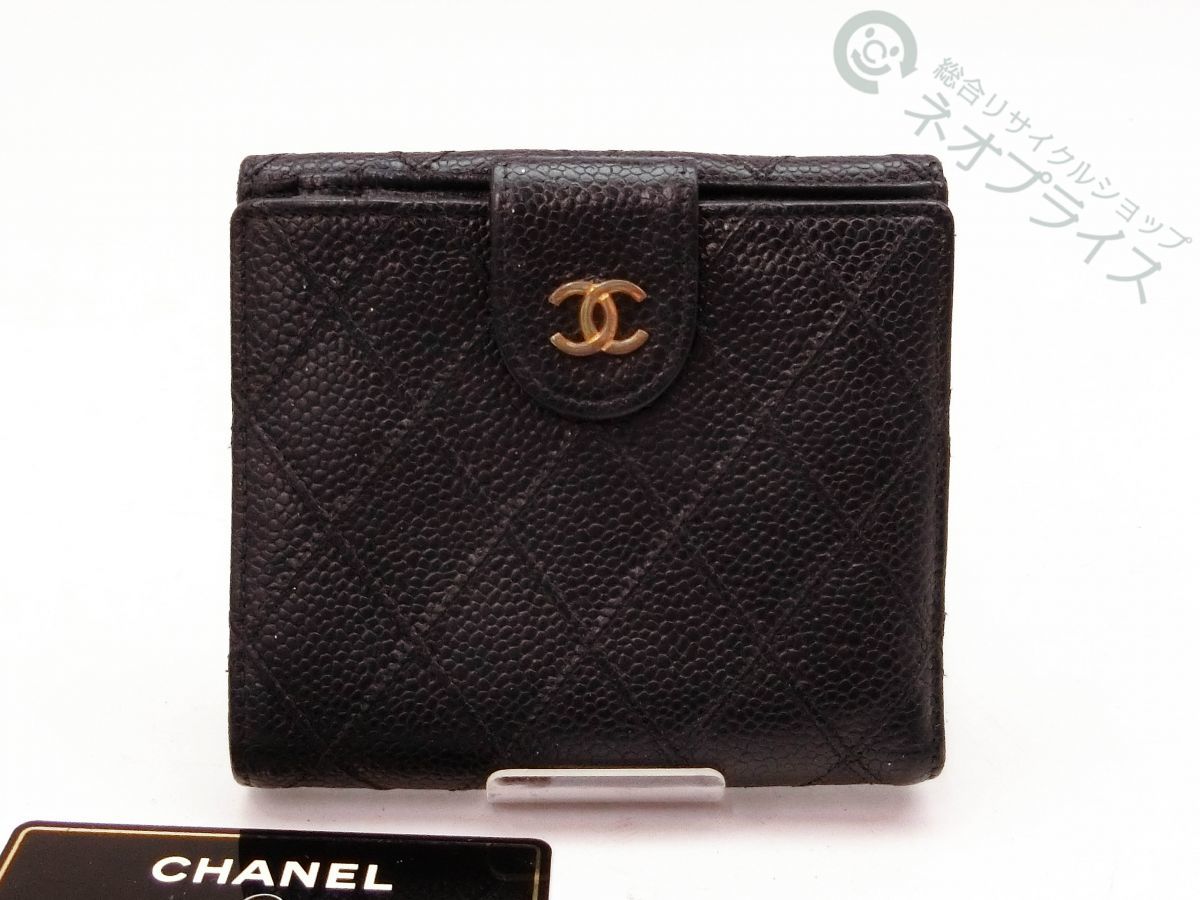 ◆Z5261 CHANEL シャネル マトラッセ キャビア ココマーク Wホック 二つ折り 財布_画像1