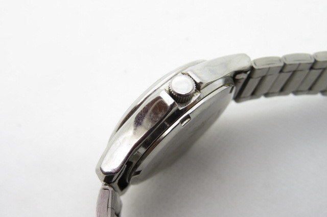 1円～【電池切れ】CASIO カシオ　BESIDE　ビサイド　メンズ腕時計　デイデイト　 BES-105　シルバー　ホワイト文字盤　11-11-41_画像3