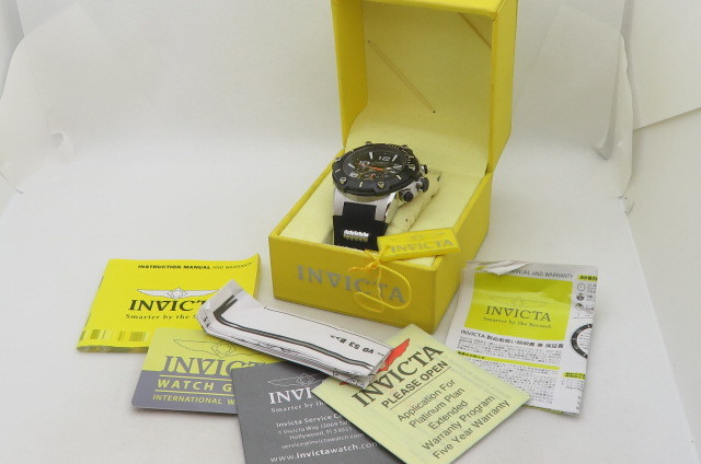 1円～【美品】INVICTA インビクタ 17202 クロノグラフ クォーツ メンズ腕時計　12-12-8_画像2