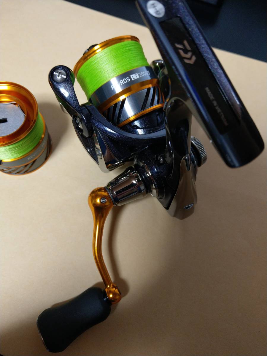 ダイワ 20 レブロス LT 2000S +1000Sスプール DAIWA スピニングリール REVROS_画像2