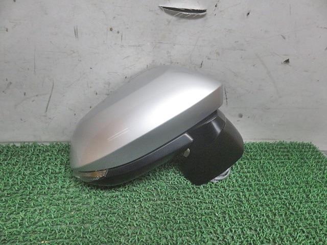 [中古] H27/7 シエンタ DBA-NSP170G 右ドアミラー 358139_画像1