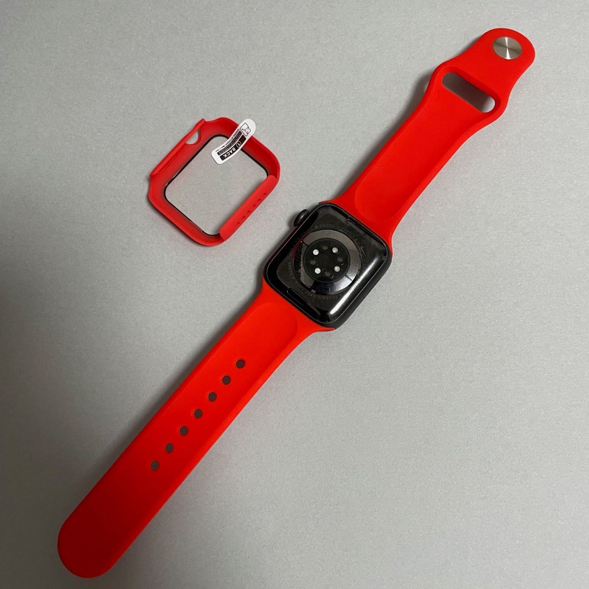 【新品】レッド AppleWatch 7 アップルウォッチ バンド カバー M/L 45mm