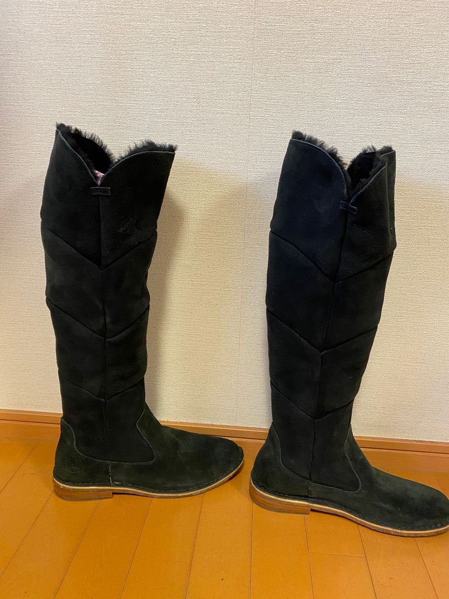 UGGサマンサニーハイムートンロングブーツ黒大きめサイズ極美品