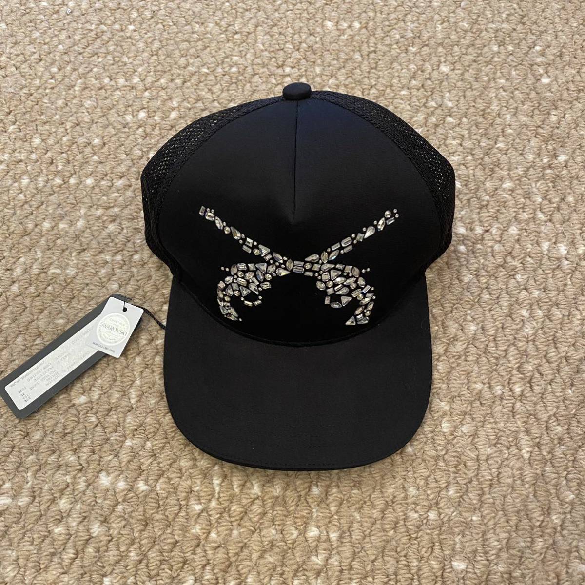 新品未使用！Roar Swarovski Cap スワロフスキー ONE SIZE_画像1