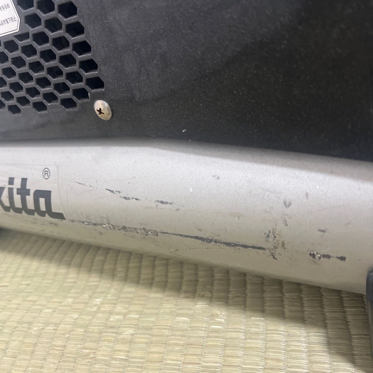 中古品. makita. マキタ コンプレッサー AC461X 8L 1200h 高耐久_画像10