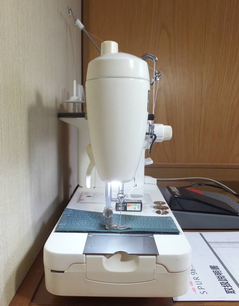 JUKI職業用本縫いミシン　SPUR TL-98SX　希少機種中古品_画像5