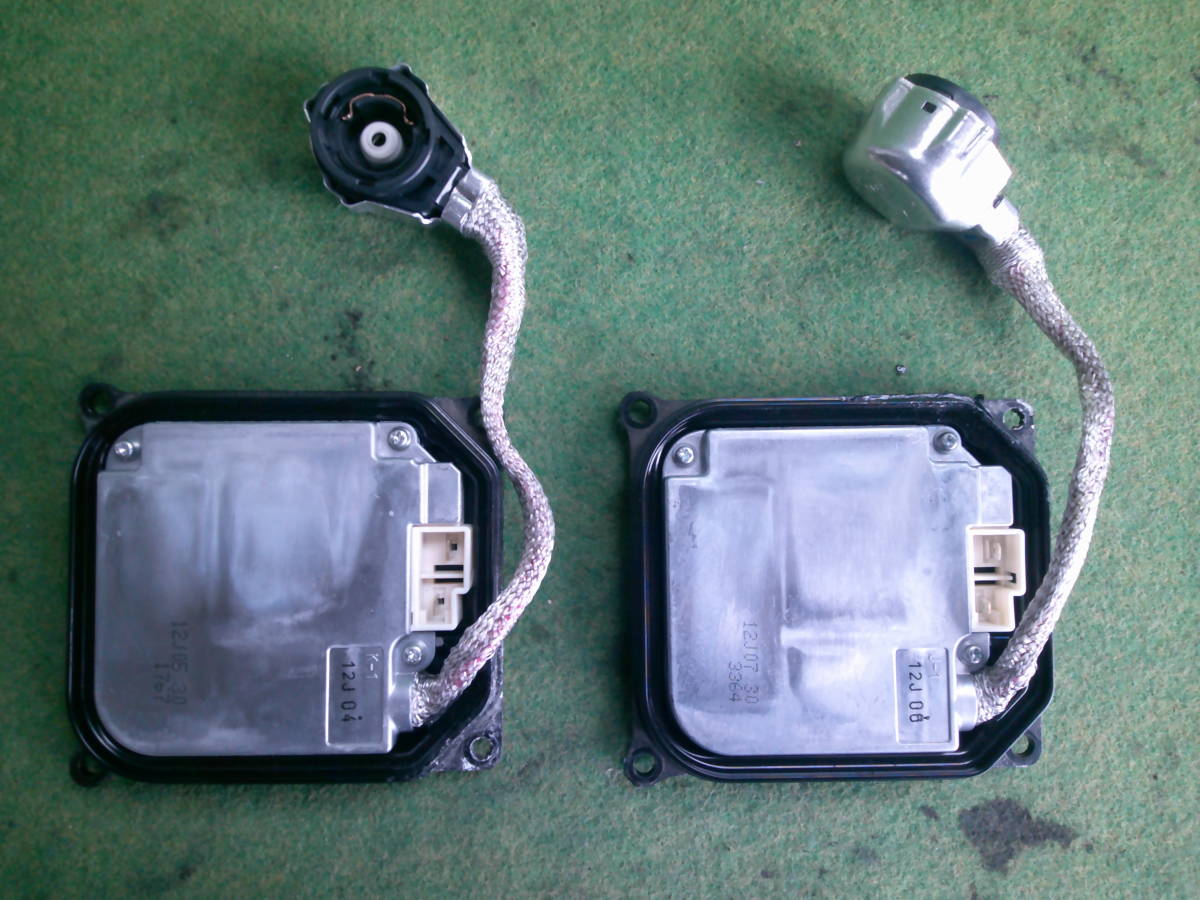 ☆NCP95 ヴィッツ ヘッドライト バラスト 左右セット 85967 ☆NCP95 ヴィッツ ヘッドライト バラスト 左右セット 85967