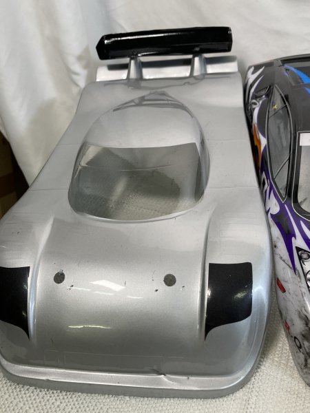 【ジャンク現状品】1円スタート ラジコンカー ボディ RC パーツ まとめ 車 おもちゃ レーシングカー　1FA3-Ｔ120-12HA044_画像2