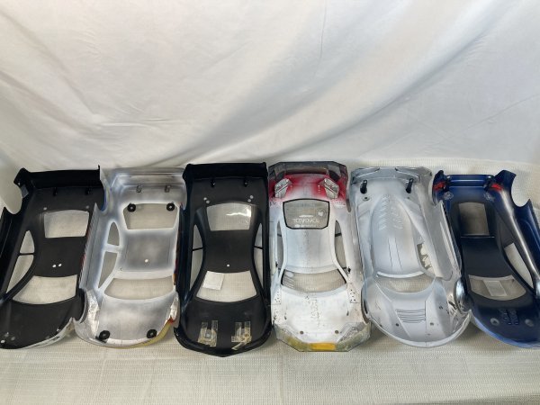 【ジャンク現状品】1円スタート ラジコンカー ボディ RC パーツ まとめ 車 おもちゃ レーシングカー　1FA1-Ｔ120-12HA021_画像8