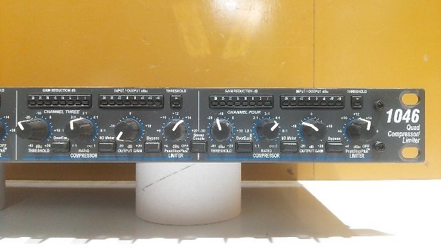 dbx コンプレッサー リミッター Quad Compressor Limiter 1046 音響機器 動作良好 A9623_画像4