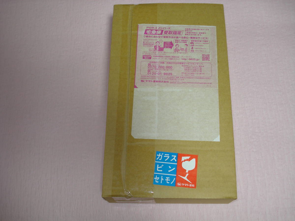NEWS 「生きろ 15th Anniversary BOX」　スペシャルBOX CD＆Tシャツ　15周年通販限定盤_画像1