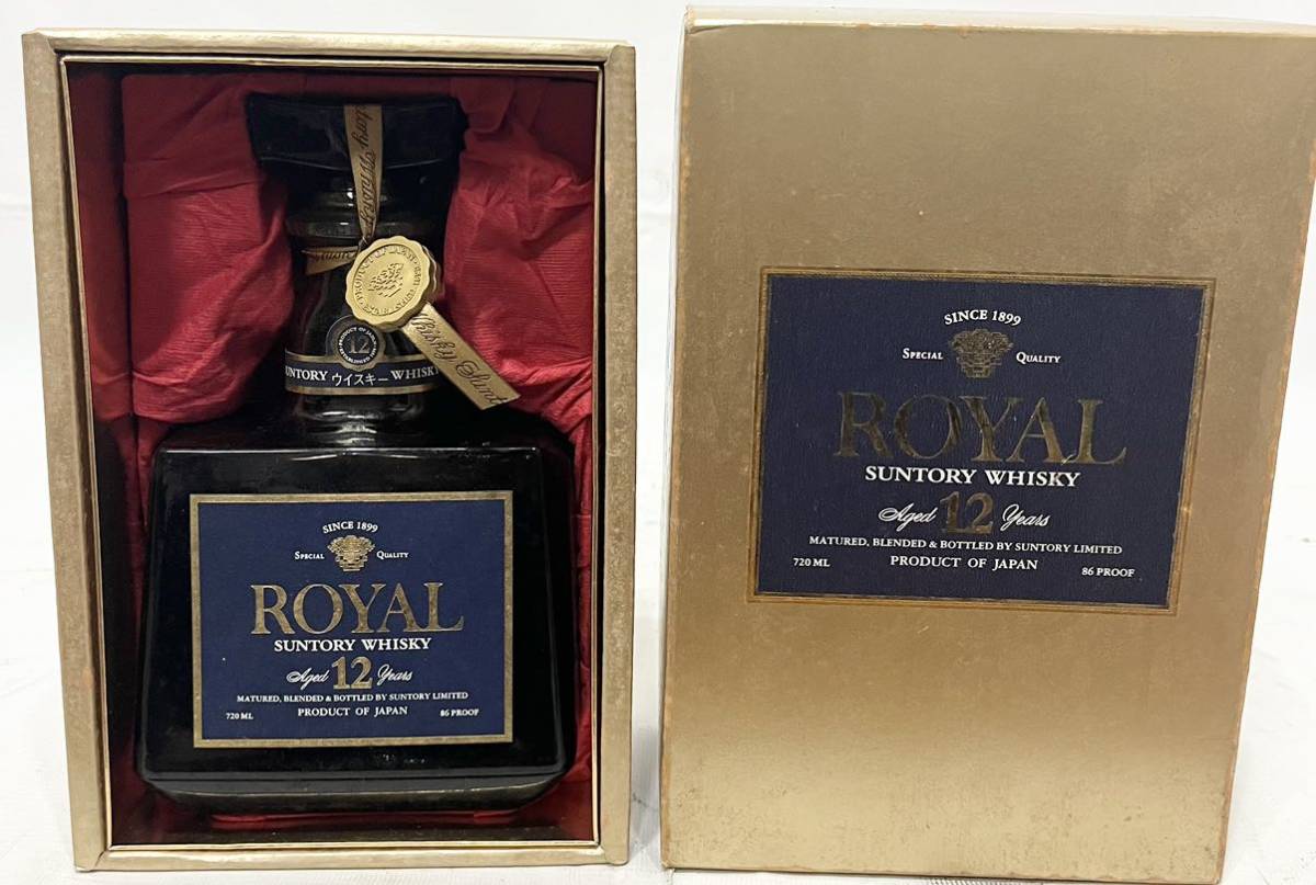 未開栓　SUNTORY サントリー ROYAL 12年　ローヤル 12年 ブルーラベル 720ml 43% 箱付き ジャパニーズ_画像1