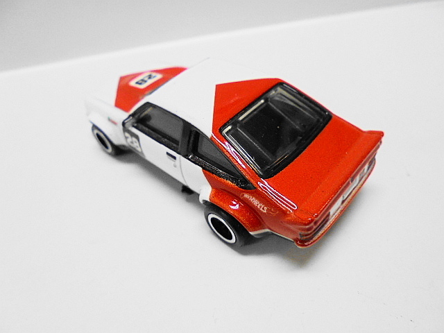 ルース品 Hotwheels '77 ホールデン トラーナ A9X ミニカー ホットウィール 2パック用_画像5