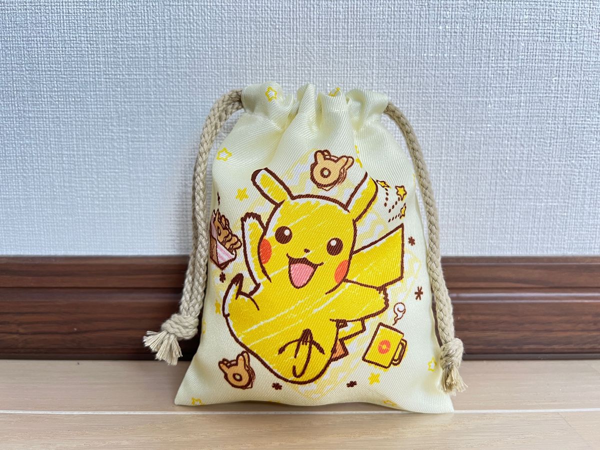 No.1603  巾着袋　給食袋　コップ袋　小物入れ　お弁当袋　ピカチュウ　ポケモン　キャラクター　3枚セット　入園入学進級準備