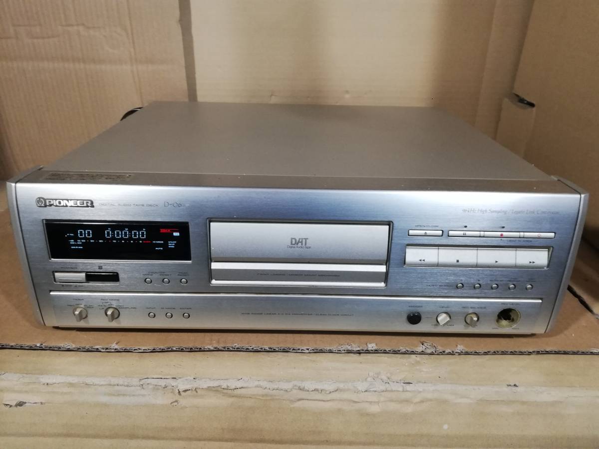 Pioneer D-06/d06 DATデッキ パイオニア ジャンク 部品取り J Pioneer D-06/d06 DATデッキ パイオニア ジャンク 部品取り J