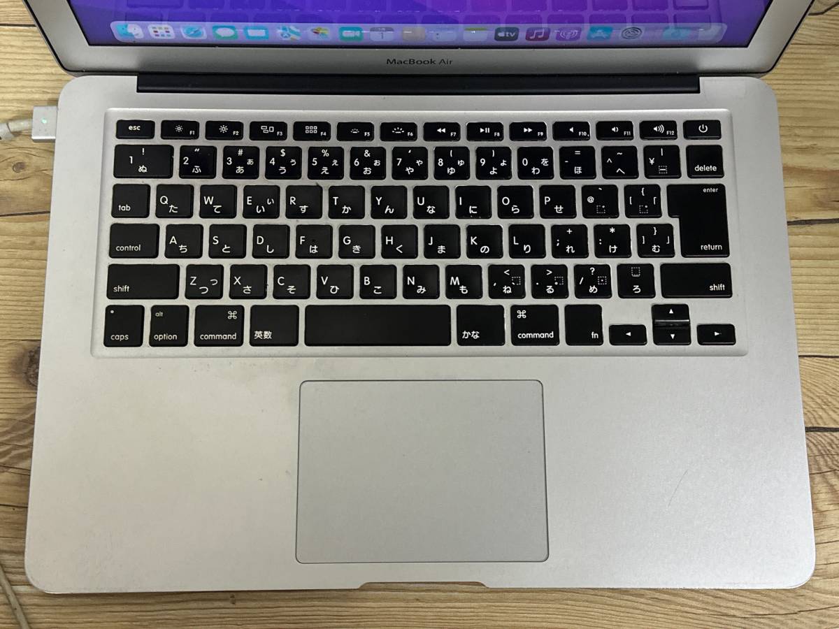 MacBook Air 2015 A1466[Core i5(5250U)1.6Ghz/RAM:4GB/SSD:128GB/13インチ]Montery インストール済 動作品 ※難 ジャンク扱い_画像2