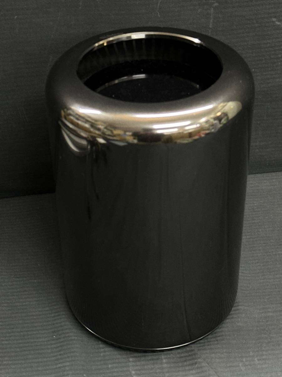 【良品♪】MacPro 2013 A1481[Xeon E5-1620 v2 3.7GHz 4コア/RAM:16G/SSD:512GB/FirePro D300×2]Montery 動作品_画像1